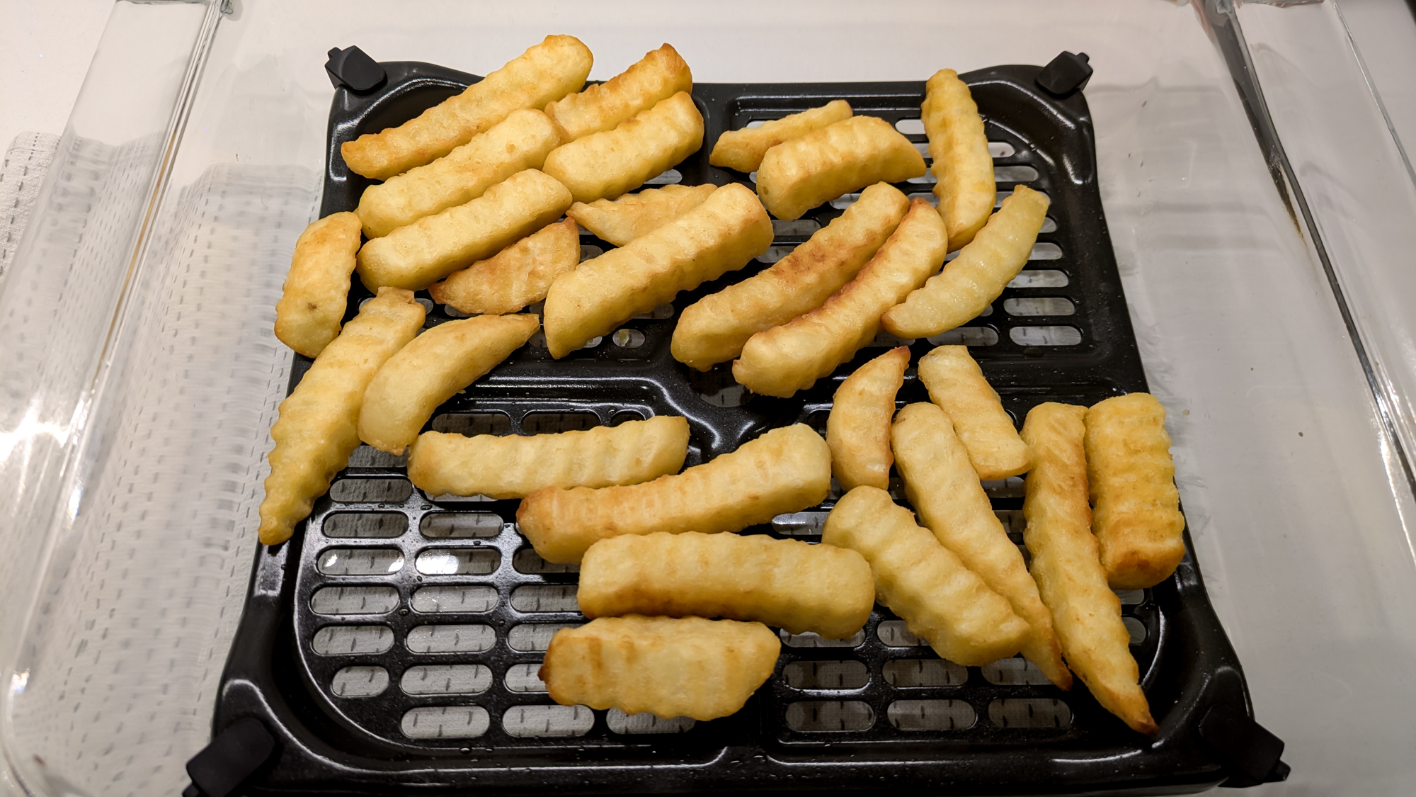 Ninja Crispi Microwave - cooking fries