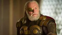 Odin (Anthony Hopkins, Thor) 