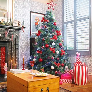 Christmas living room with Christmas tree and fireplace