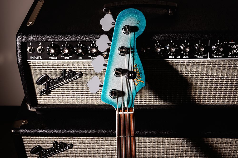 Fender Blu DeTiger Limited Edition Player Plus Jazz Bass