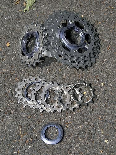 New 7900 cassettes add a fourth titanium cog