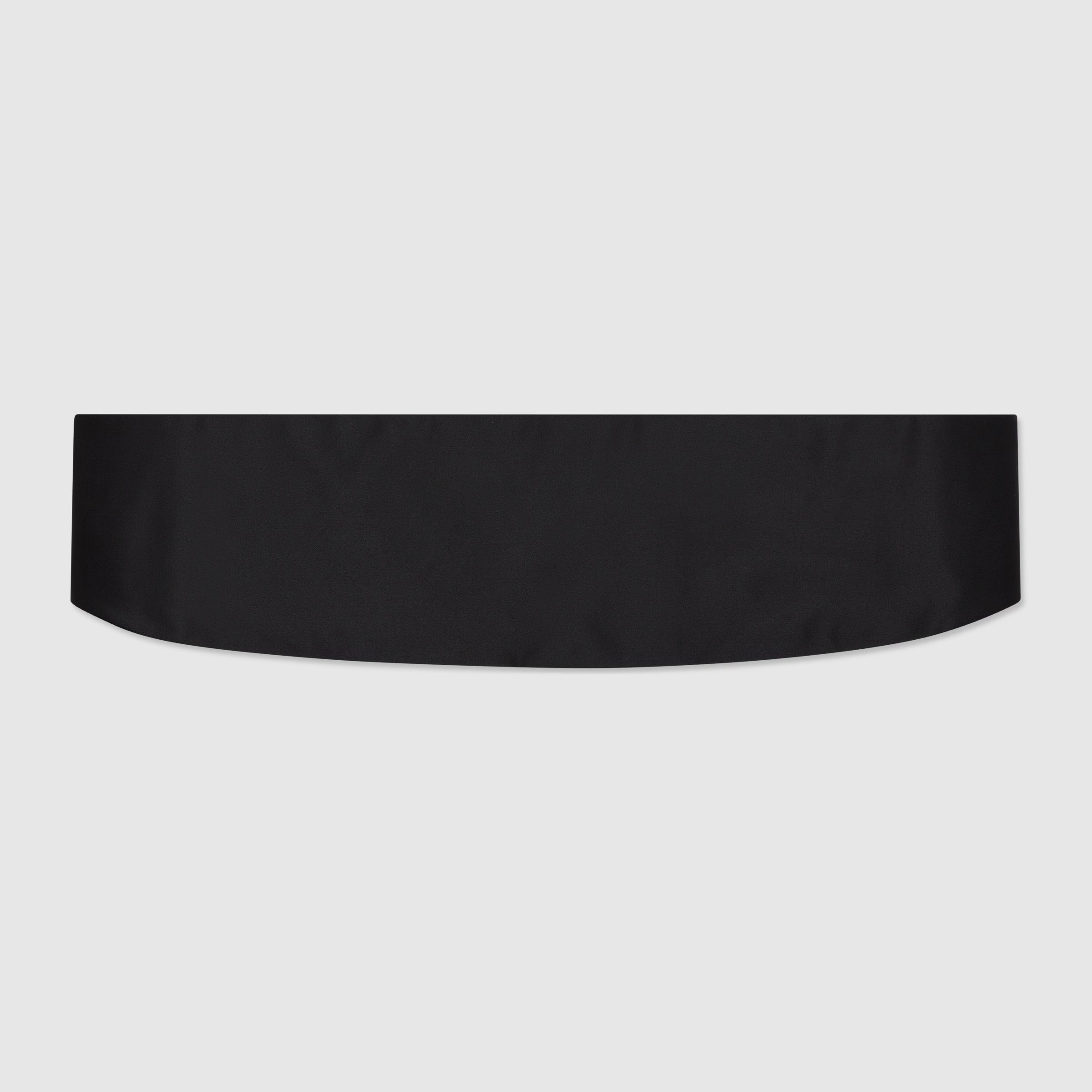An image of a Gucci cummerbund.