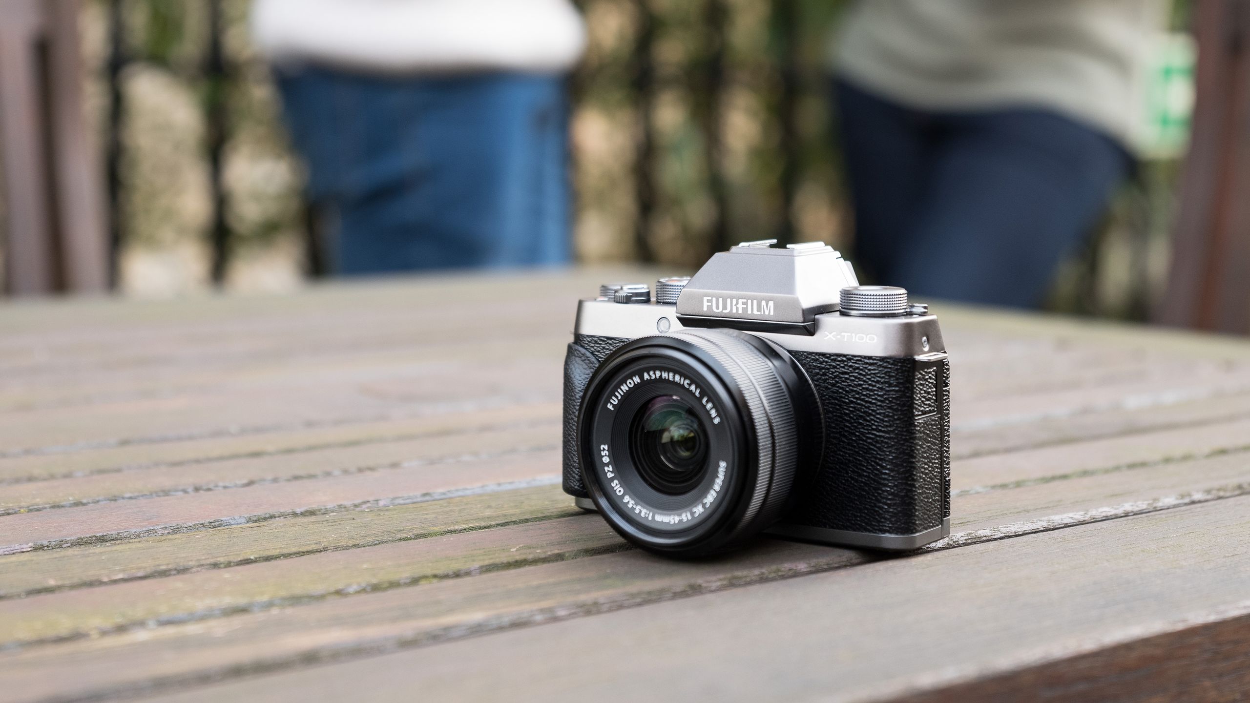 Meet the X-T100: Fujifilm's new entry-level mirrorless camera