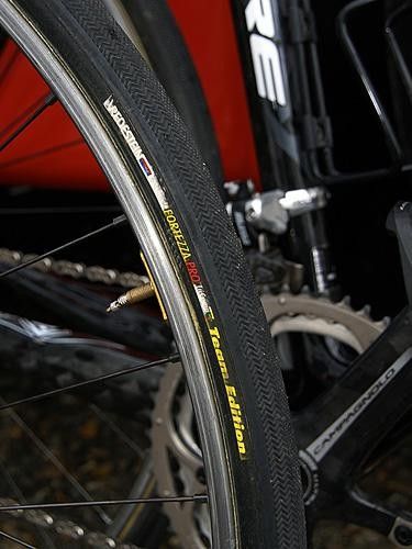We're typically only used to seeing Dugast tires on the 'cross circuit but they were fairly common at Paris-Roubaix.
