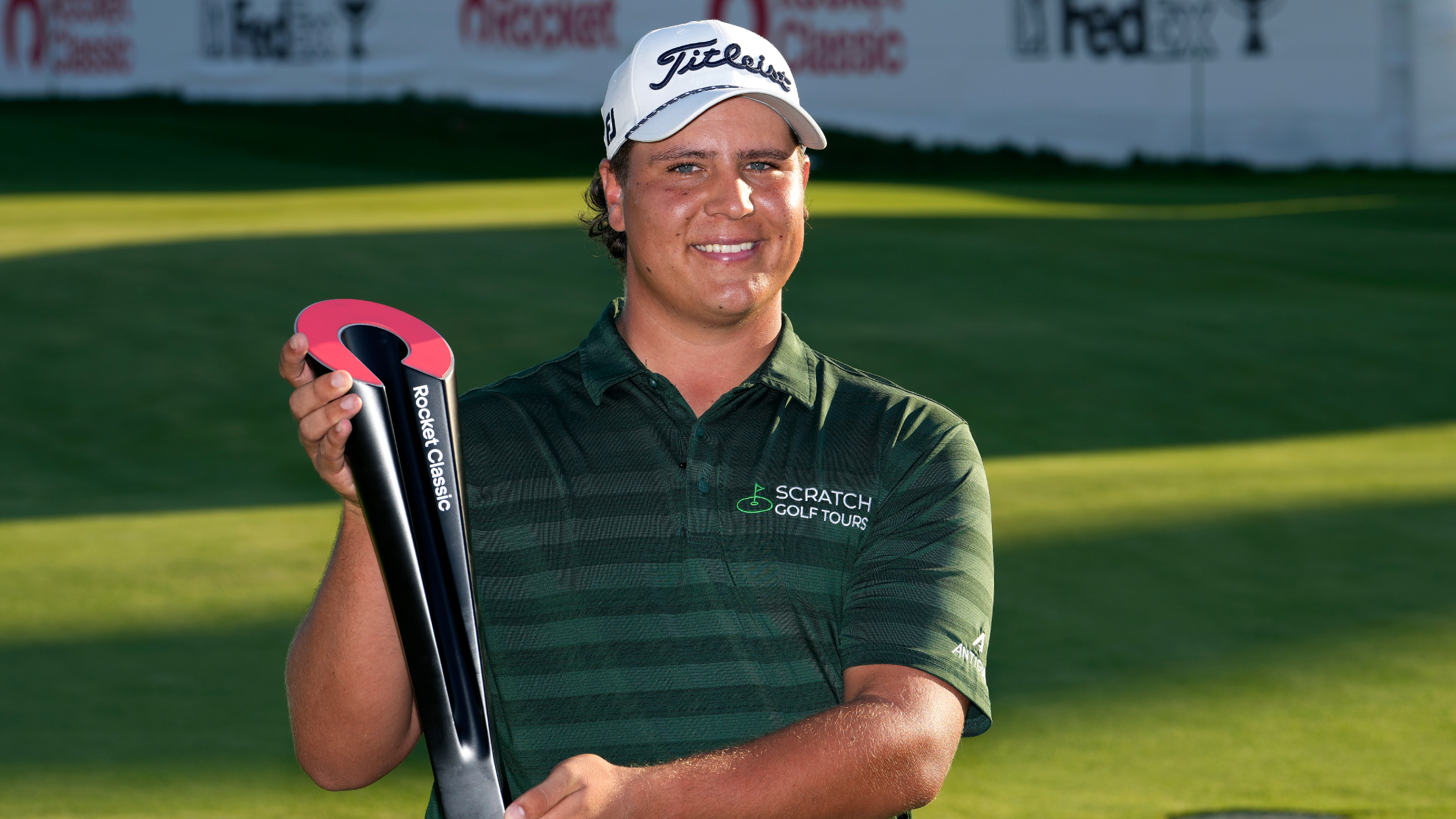 Aldrich Potgieter with the Rocket Classic trophy