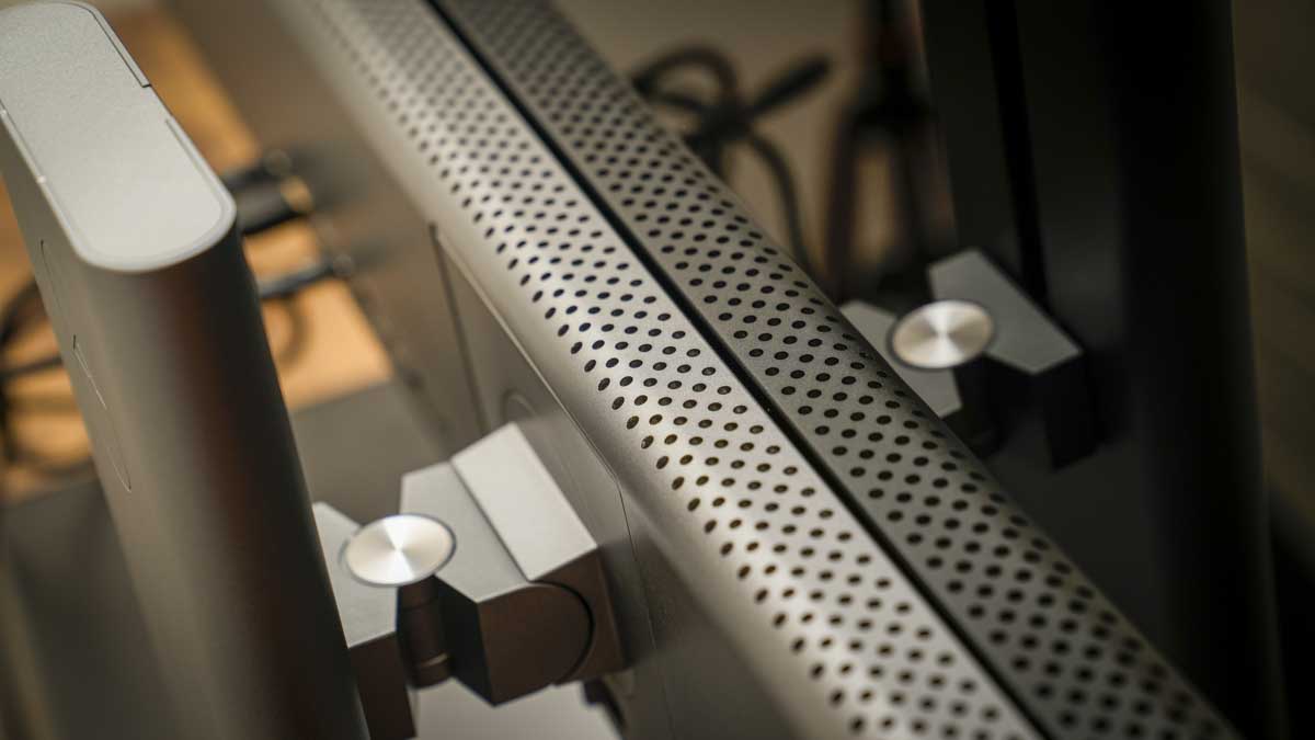 Alogic Edge 5K 40" Ultrawide Monitor