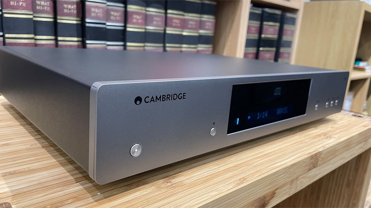 Cambridge Audio CXC CD player