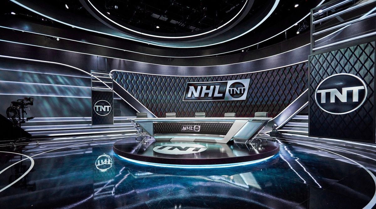 In Record Time, Turner Sports Unveils Hybrid NHL Studio Powered by disguise AVNetwork