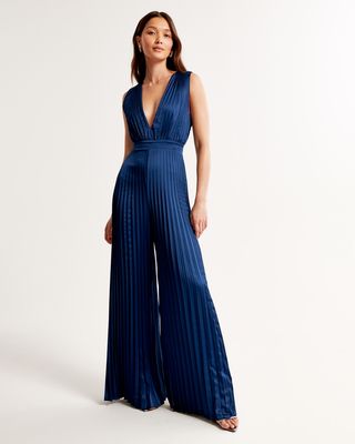 The A&f Giselle Pleated Jumpsuit