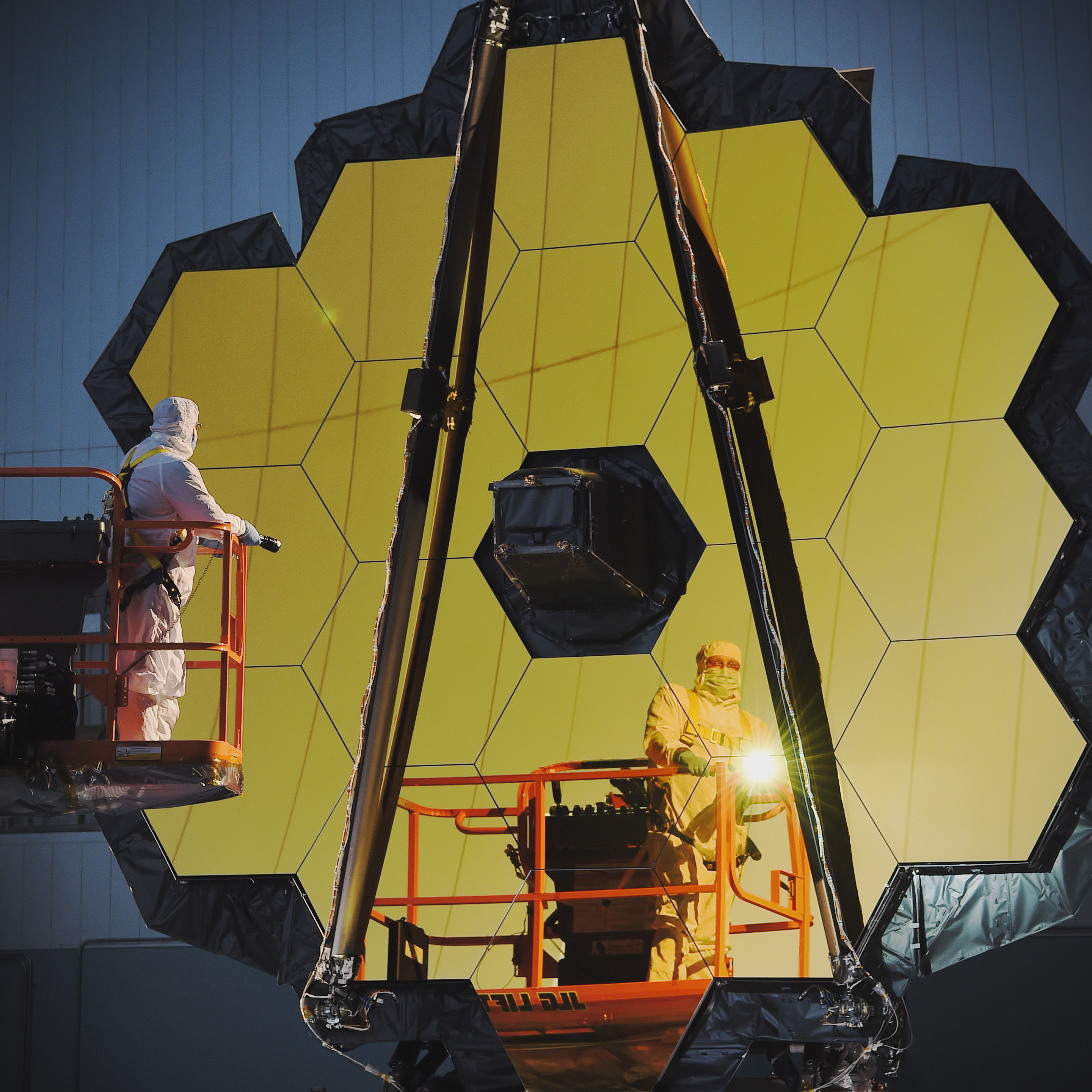 The Amazing Anatomy of James Webb Space Telescope Mirrors | NASA