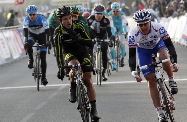 Jonathan Tiernan-Locke (Endura Racing) was victorious on stage 1, with Yauheni Hutarovich (FDJ-Big Mat) second.