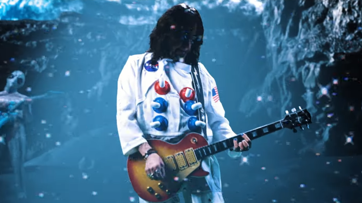 A still from Ace Frehley&#039;s video for Walkin&#039; On The Moon