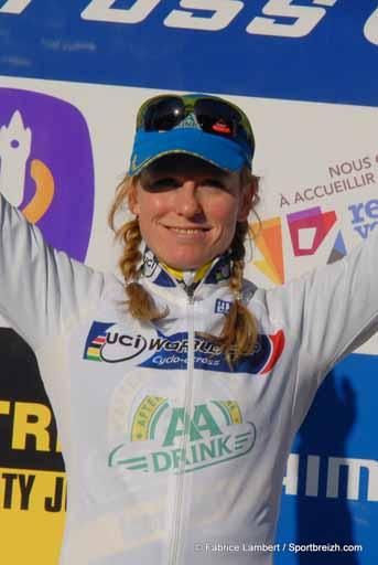 Daphny van den Brand (AA Drink - Leontien.nl) retains her World Cup lead.