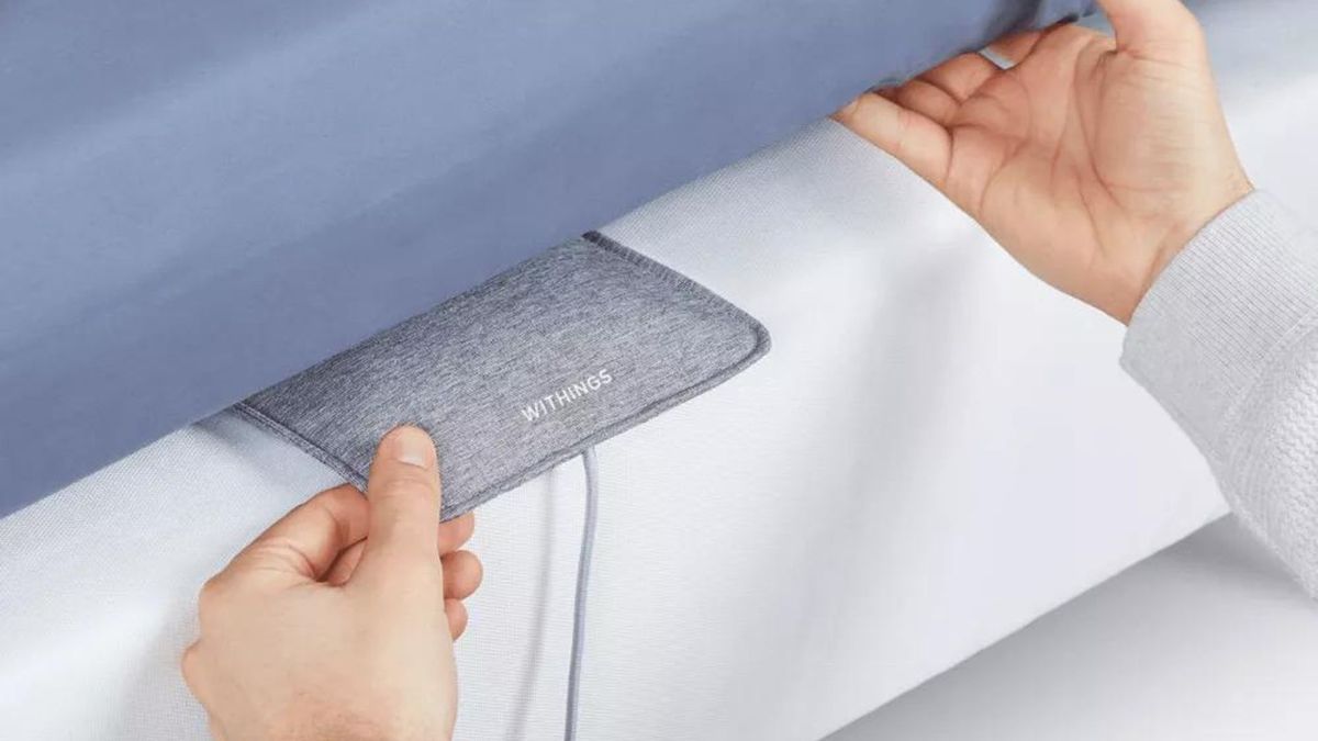 What are under the mattress sleep trackers and should you buy one ...