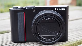 Panasonic Lumix TZ200