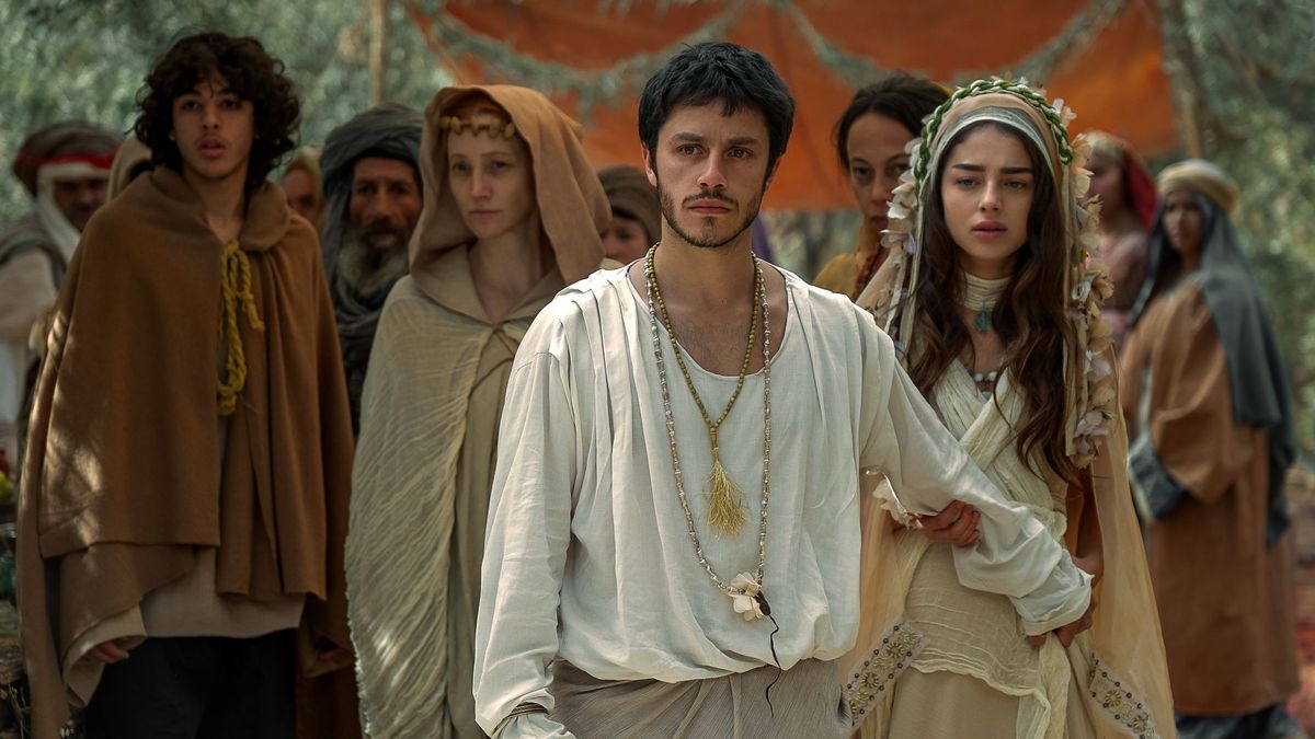 Hilla Vidor, Ido Tako, Keren Tzur and Noa Cohen in Mary