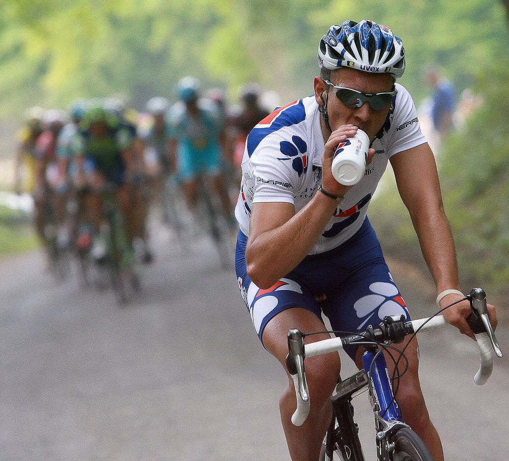 Philippe Gilbert (La Francaise des jeux) grabs a drink during the 2007 Fleche Wallonne.