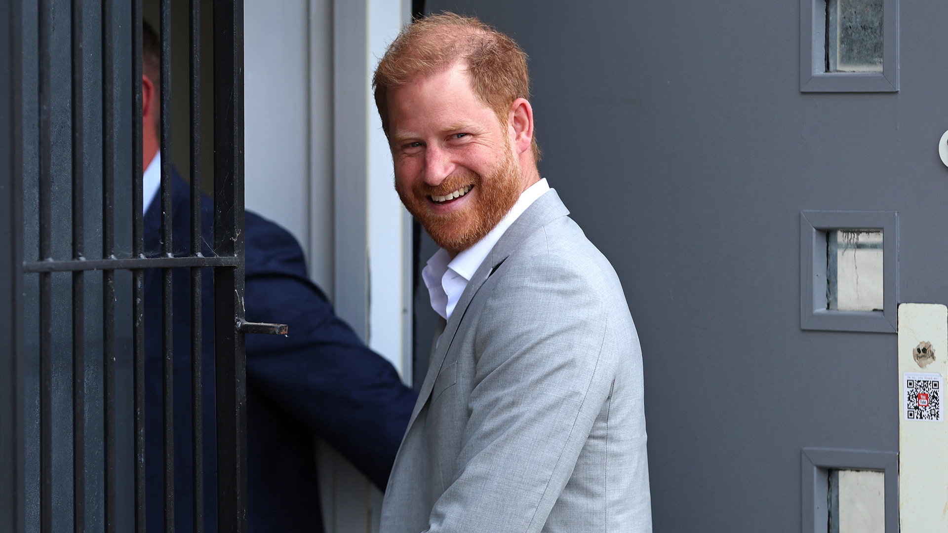 NOTTINGHAM, ENGLAND - SEPTEMBER 09: Prince Harry, Duke of Sussex arrives for a visit to the community recording studio in St. Anns on September 09, 2025 in Nottingham, England. (Photo by Cameron Smith/Getty Images)