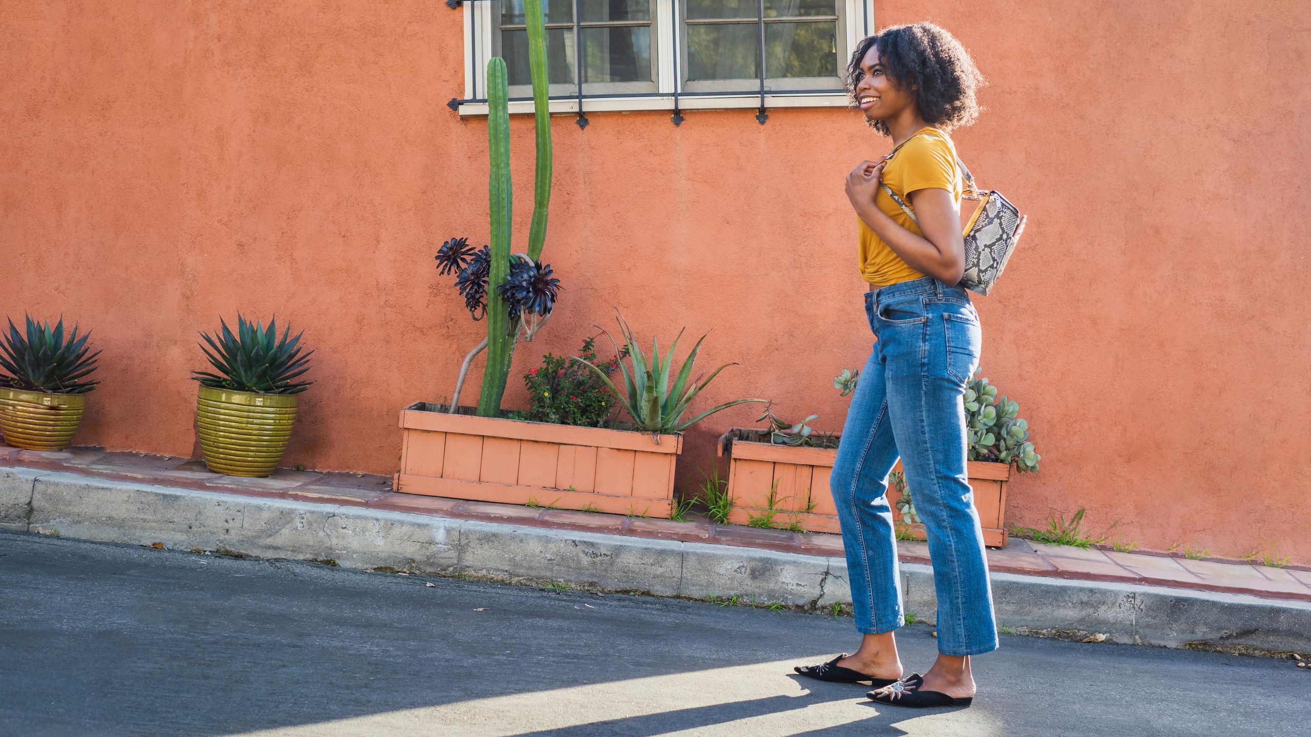 An exercise physiologist explains why you should be adding this 10-minute challenge to your daily walk—and how to…