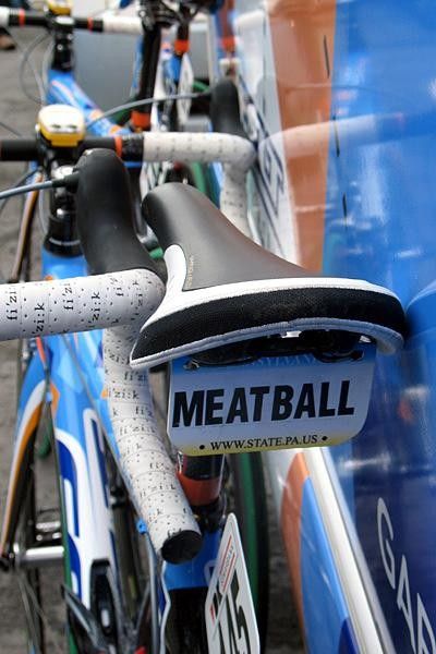 The plate underneath Friedman's saddle