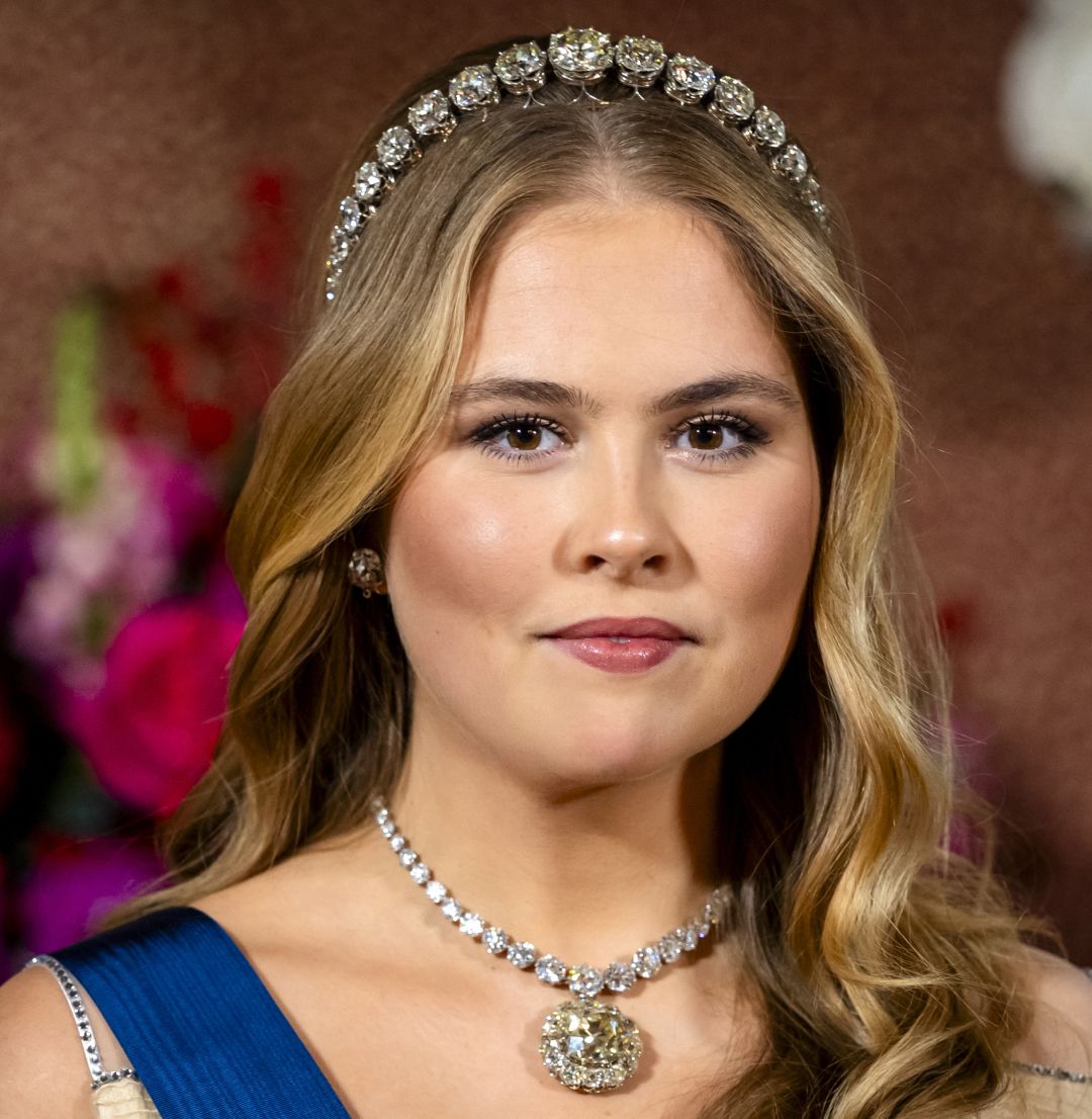 Princess Catharina-Amalia in a tiara and diamond necklace