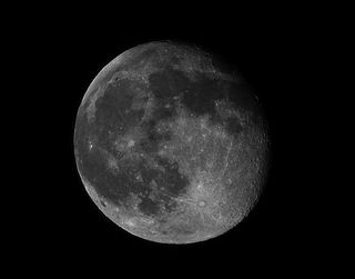Waning Gibbous Moon on Sunday 05/26/13 in Bristol, CT