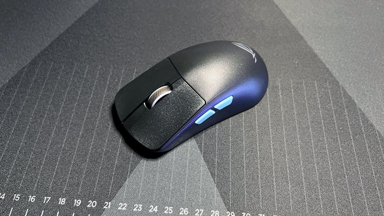 Asus ROG Harpe Ace Aim Lab Edition
