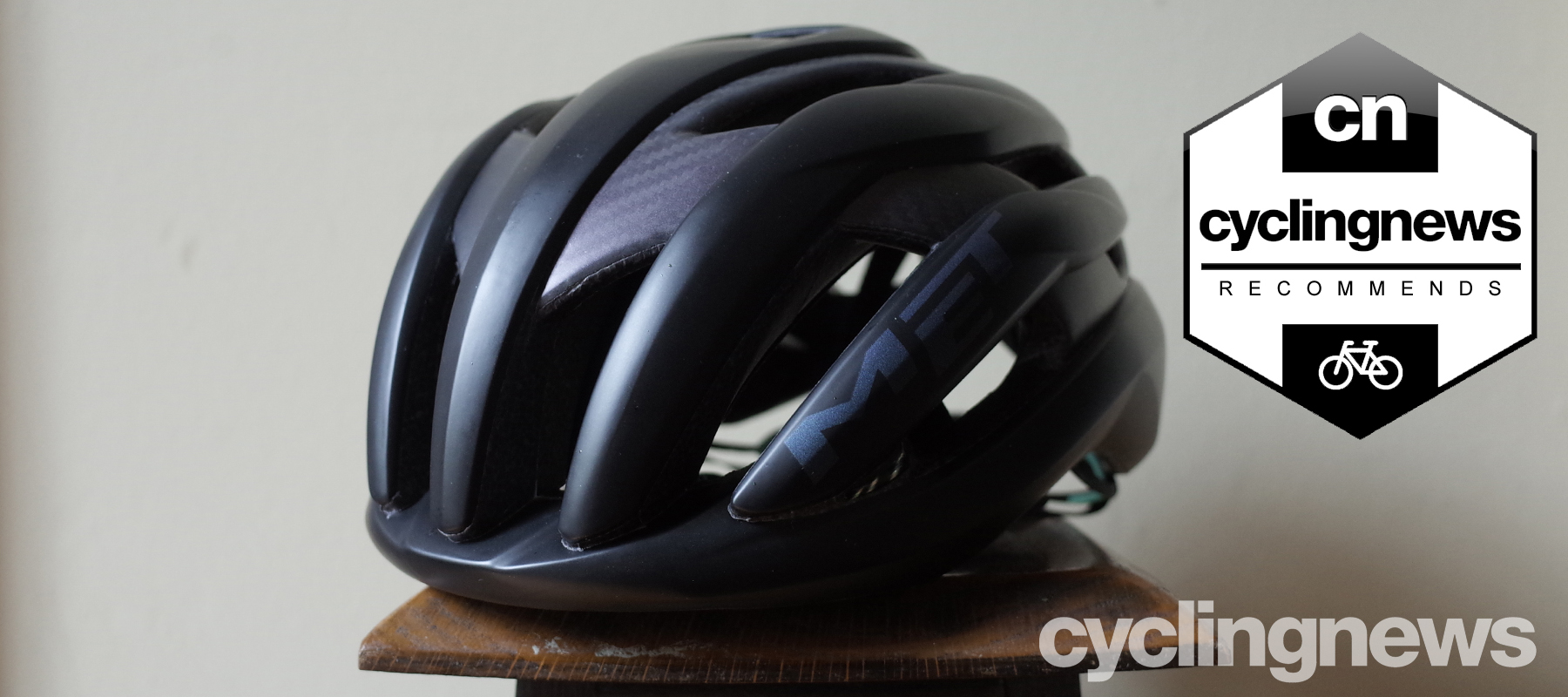 MET Trenta 3K Carbon Road Helmet Matt Black Raw Carbon 