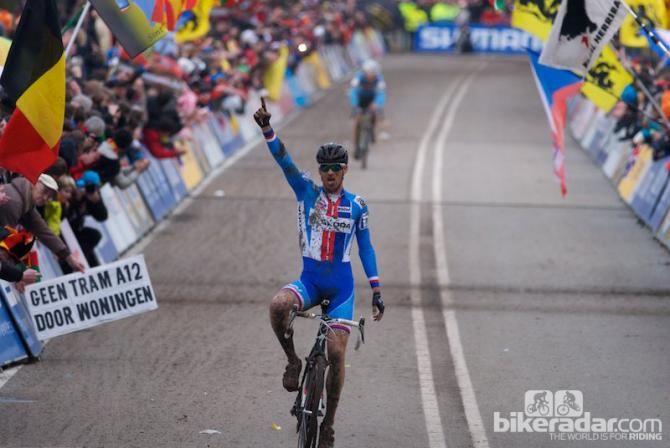 &hellip;but a mistake in the last half lap allowed Stybar to escape for his third world title