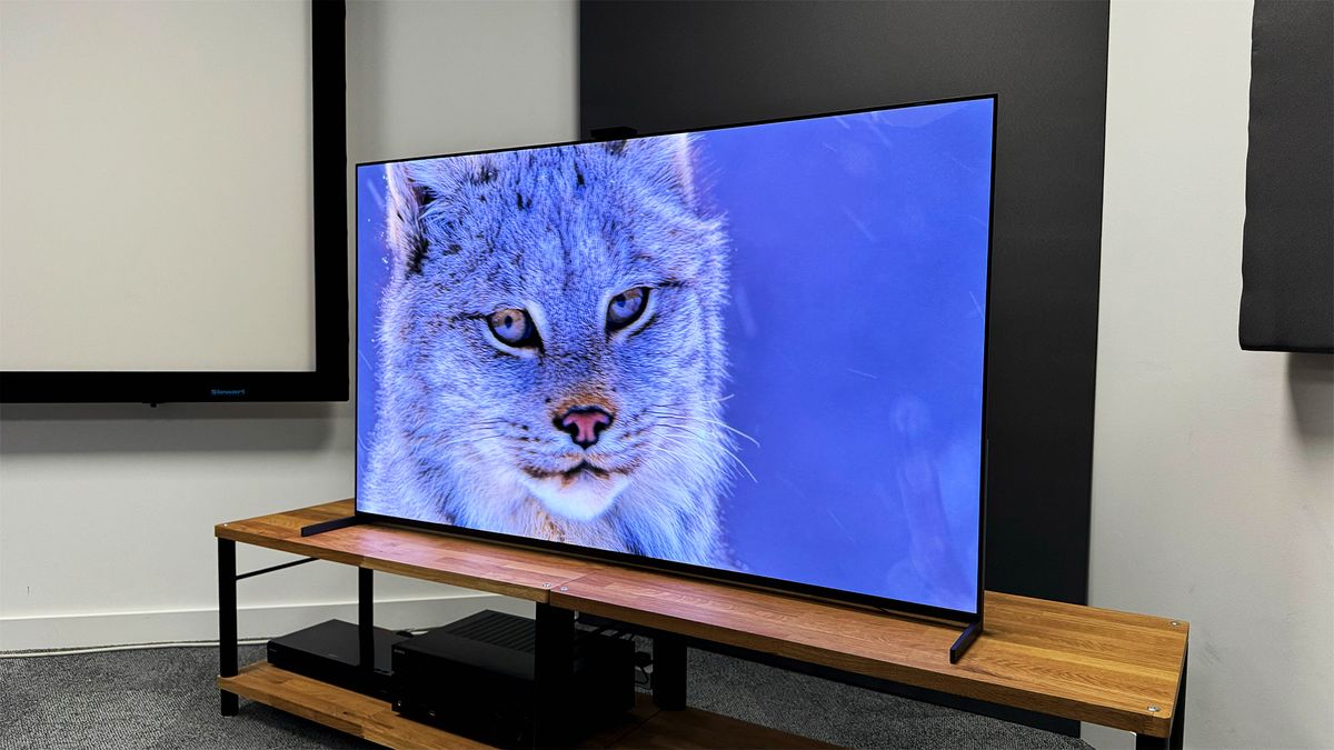 Sony A95L Review - The Best TV We've Tested Yet! 