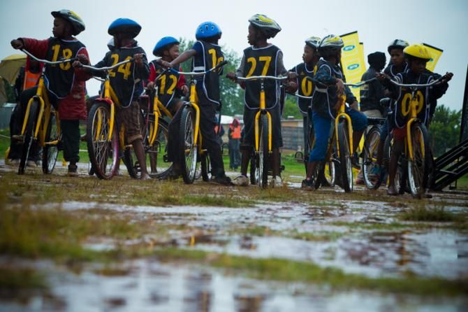 Qhubeka street racing in Vosloorus
