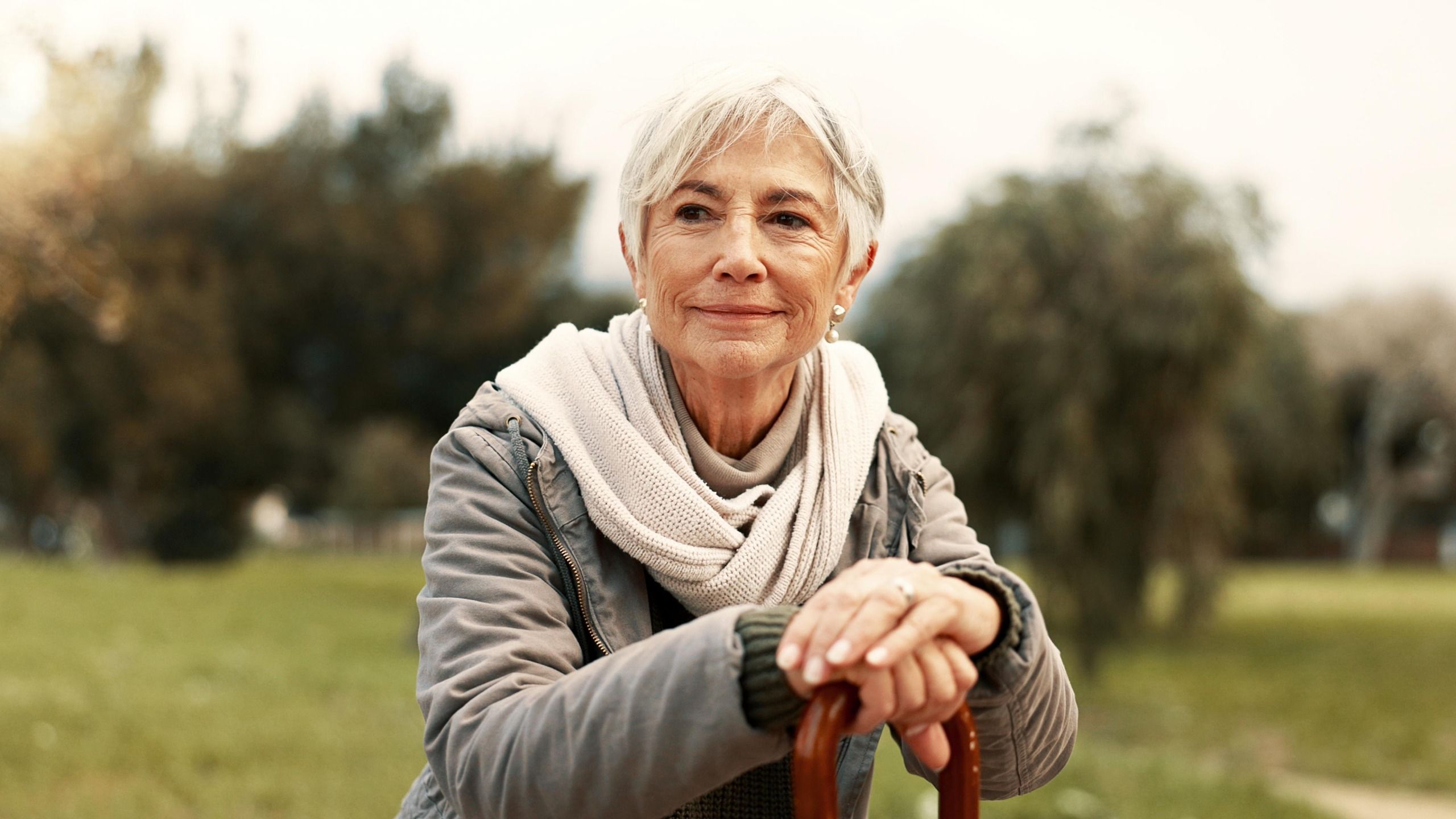 A physical therapist says these are the 4 best exercises for maintaining walking speed as you age