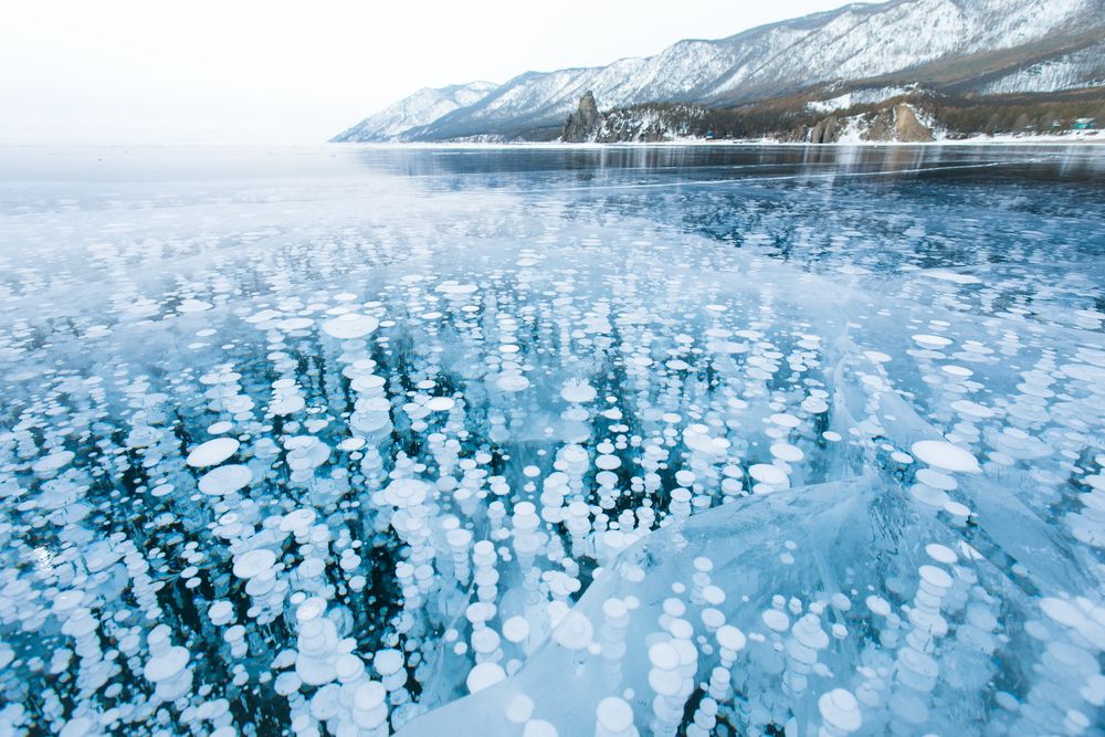 There's So Much Methane in This Arctic Lake That You Can Light the Air ...