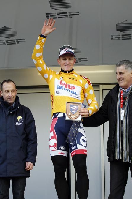 Andre Greipel (Lotto Belisol) with the first leader's jerse in the Tour Med