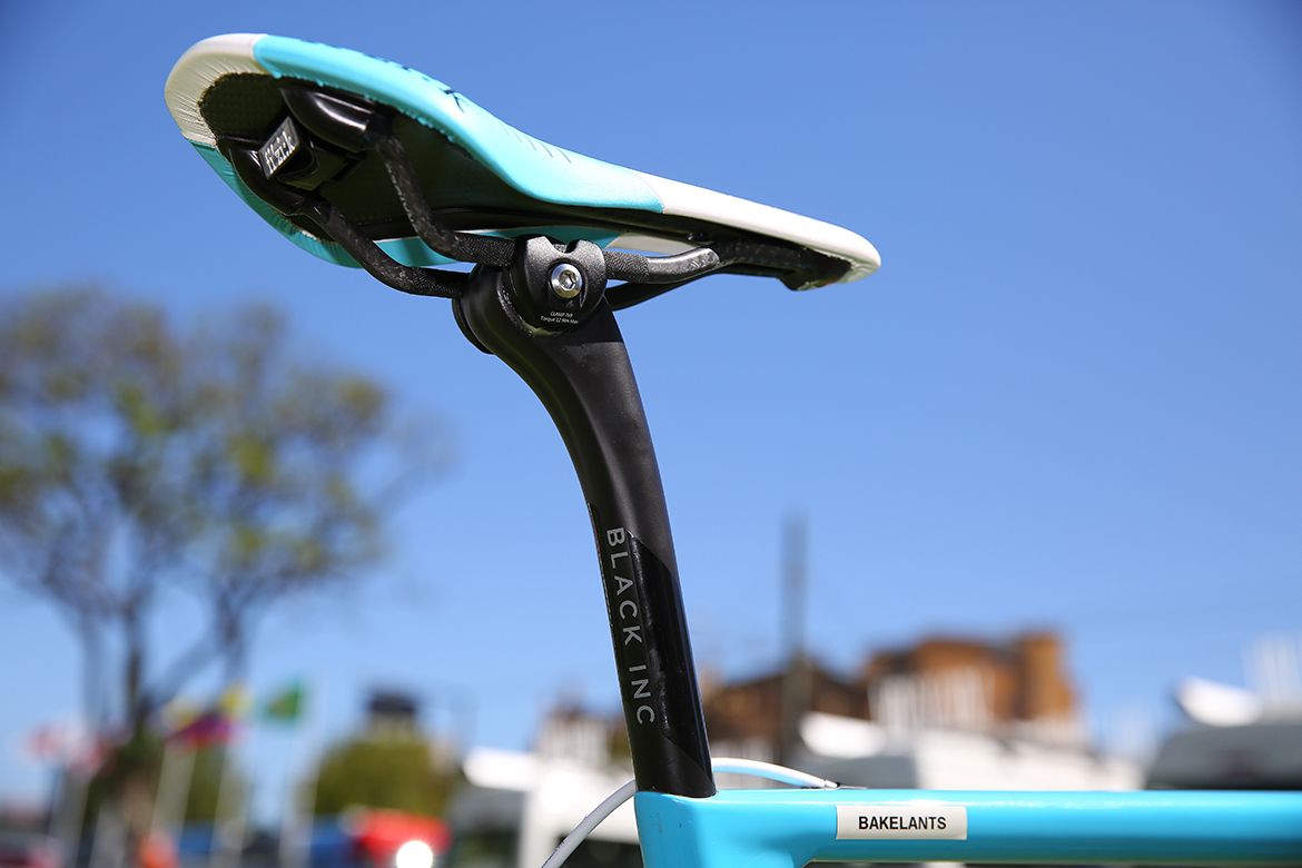 Jan Bakelants is running a team Fizik saddle with Black Inc carbon seatpost