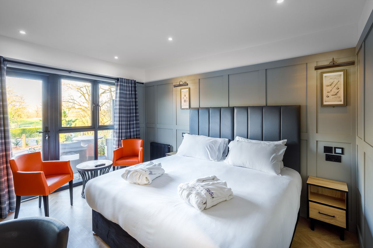 The Springs GC bedroom
