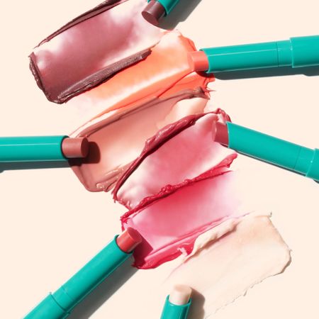 Lipstick and its stains 
