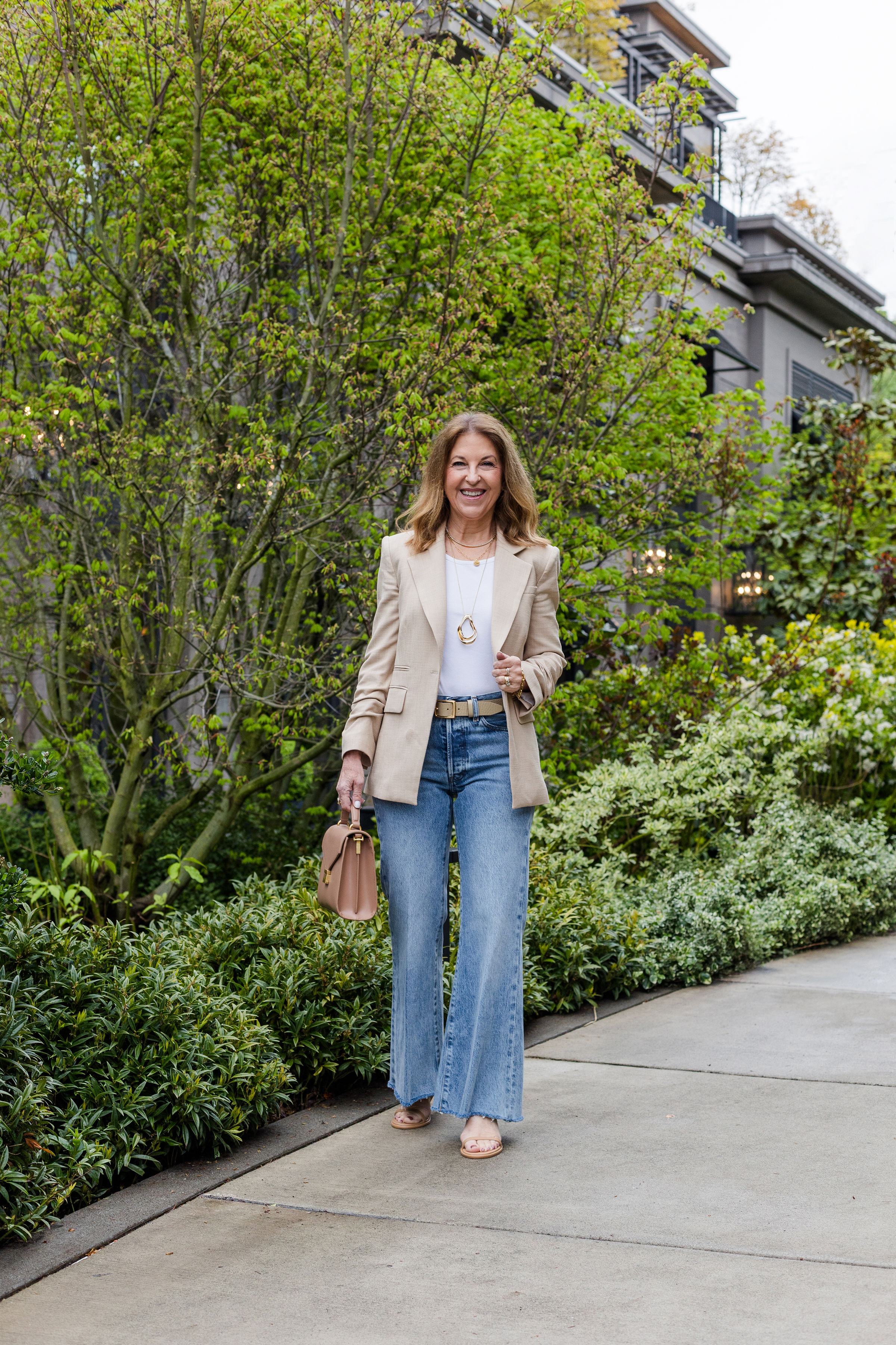 The spring and summer items a Nordstrom stylist wears to look trendy