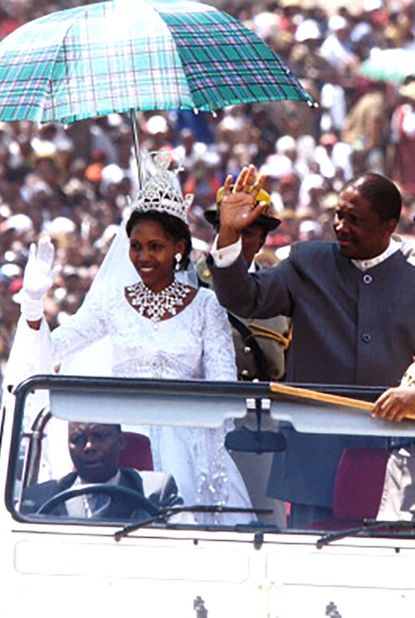 2000: King Letsie III of Lesotho and Anna Karabo Motšoeneng