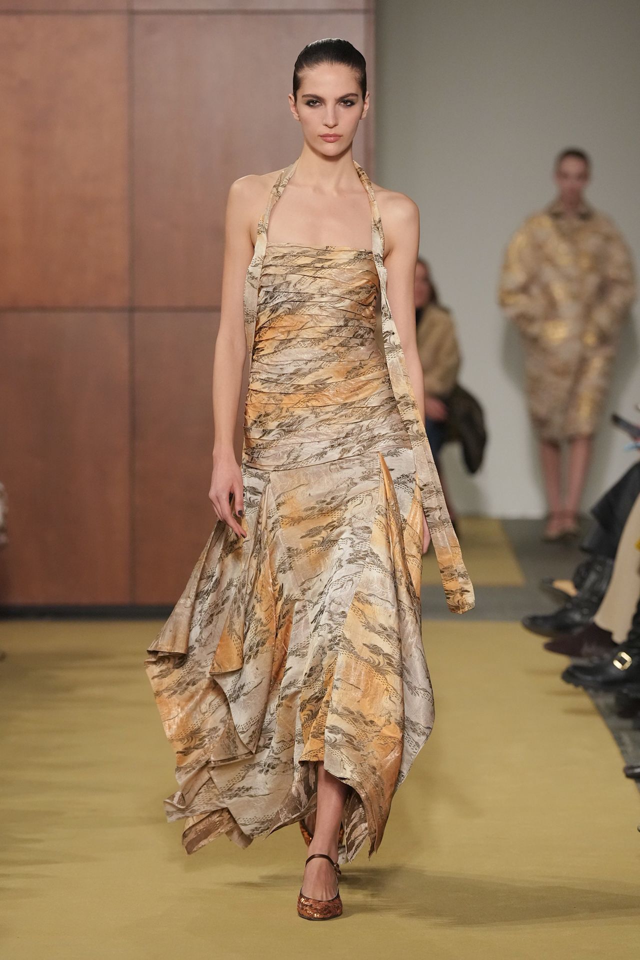 models on the Fall 2026 Tory Burch fashion show runway