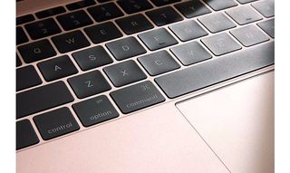 macbook keyboard 675403