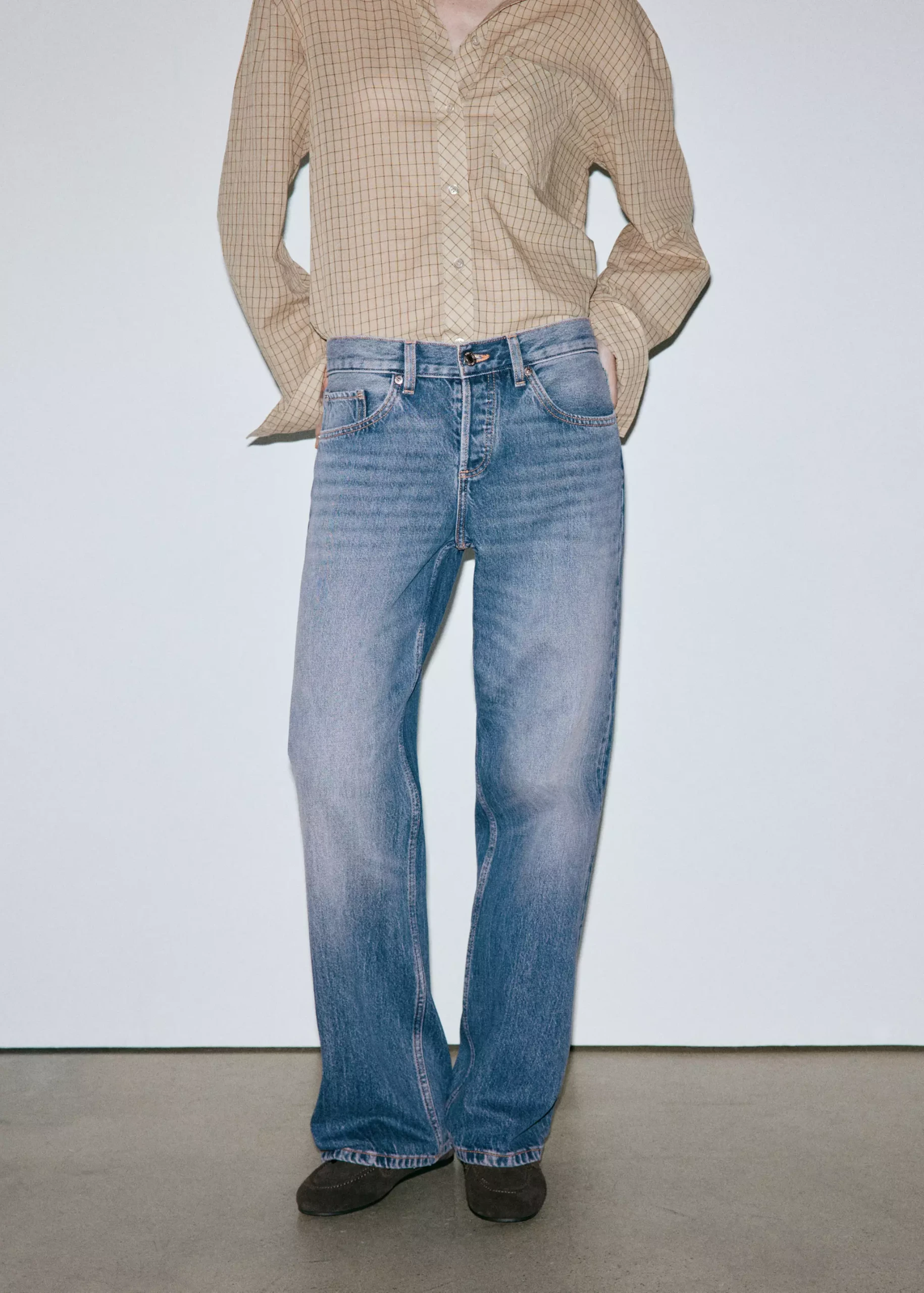 Straight Low-Waist Jeans - Women | Mango United Kingdom
