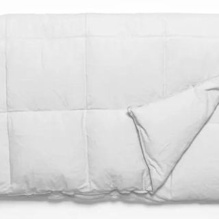 Saatva All-Year Comforter against a white background.