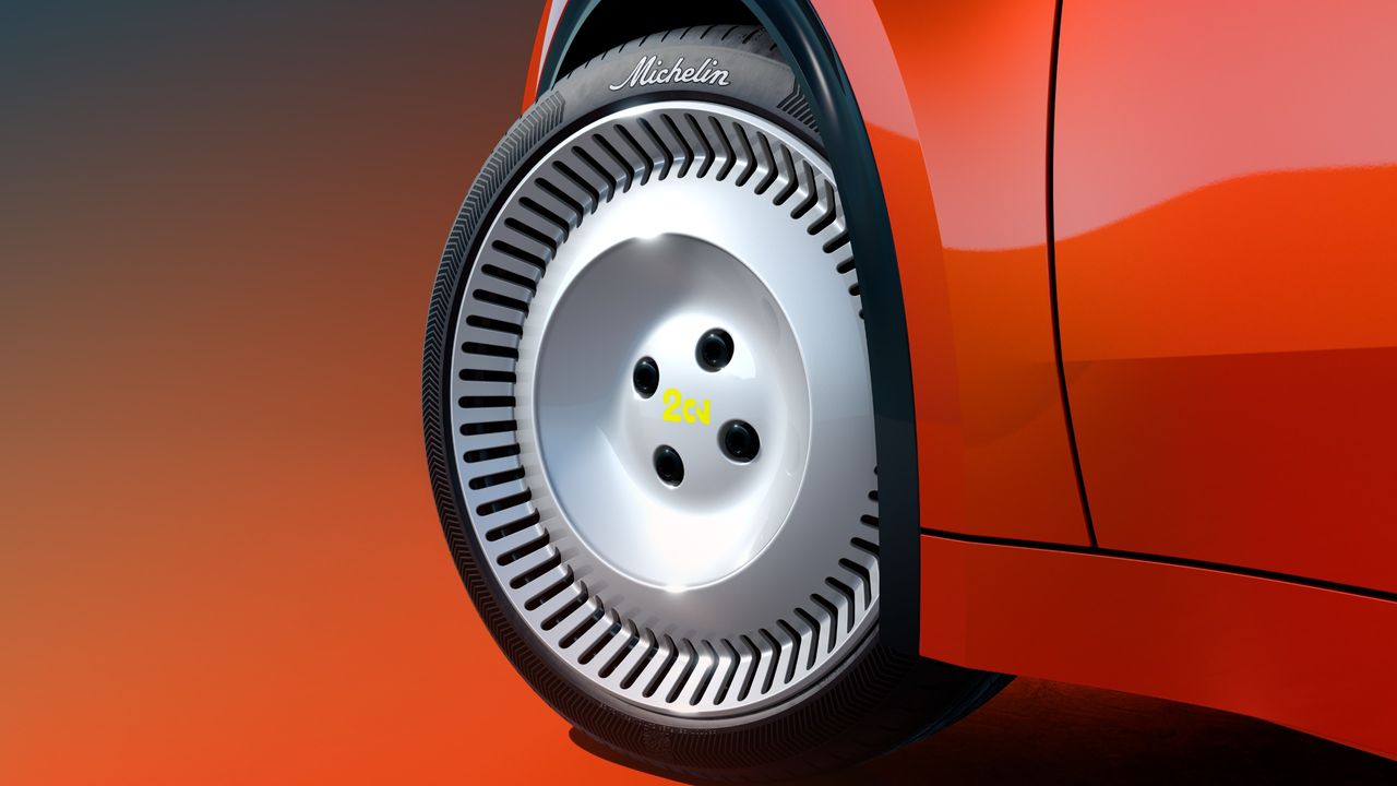 New electric Citroen 2CV concept car design