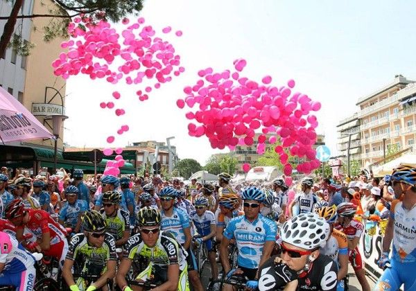 Balloons are released just prior to the start of stage two.