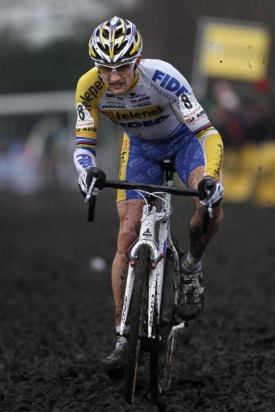 Bart Wellens (Telenet-Fidea) en route to a fifth place finish