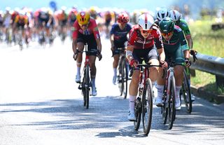 Tour de France Femmes 2026 abandons: Race down to 138 riders after searing stage 3