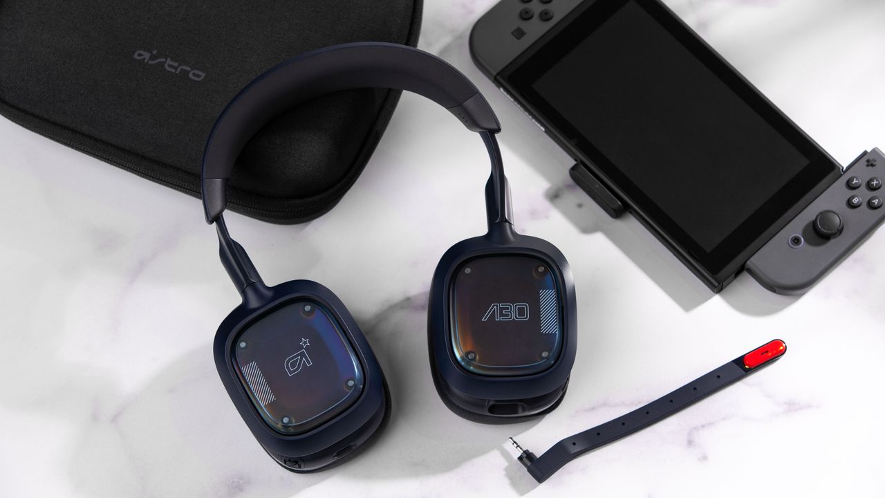 Logitech G Astro A30 gaming headset