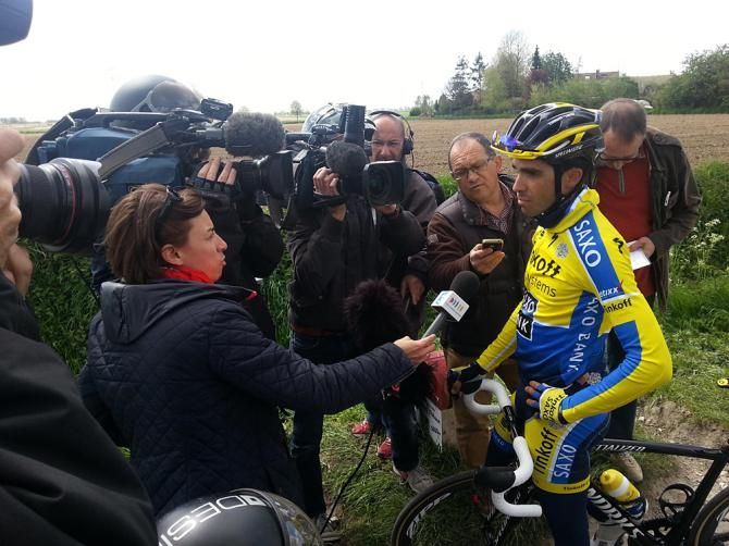 Alberto Contador interviewed after his pav&eacute; preview