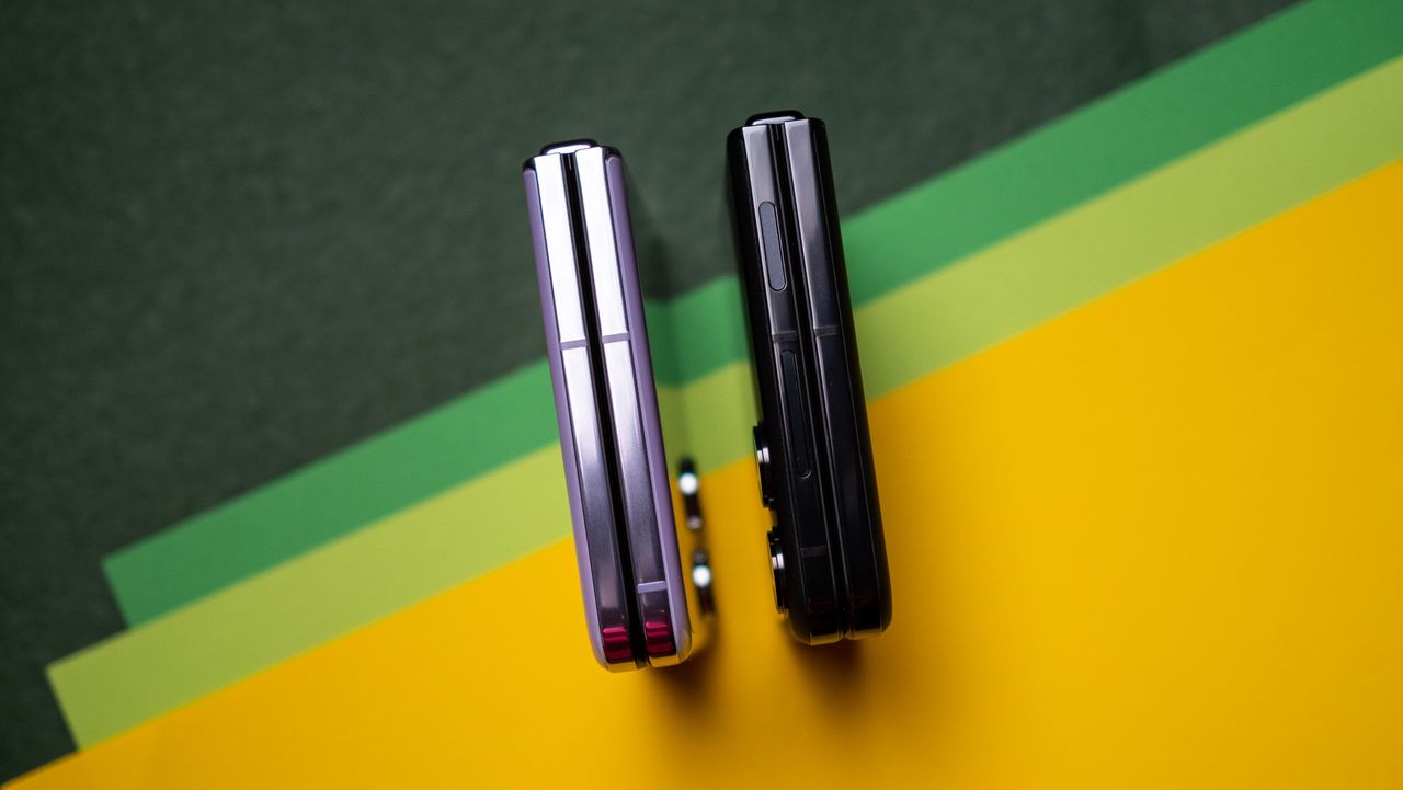 OPPO Find N2 Flip